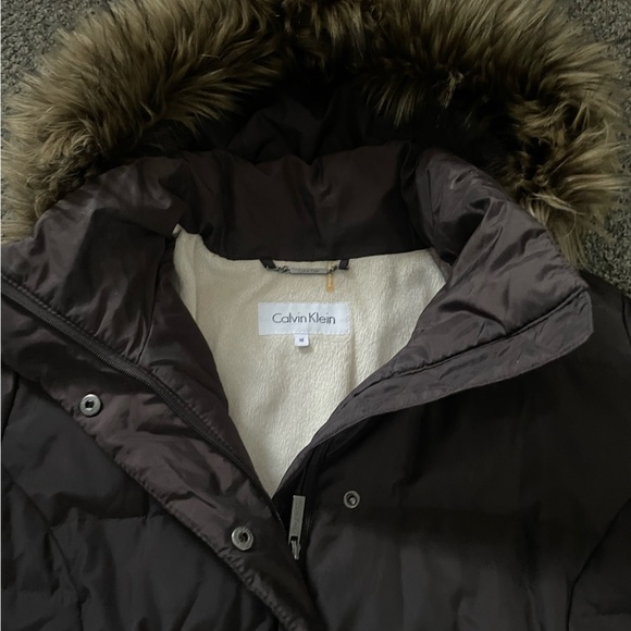 Calvin Klein Brown long womens puffer coat jacket Size M - LIKE NEW - Picture 4 of 16